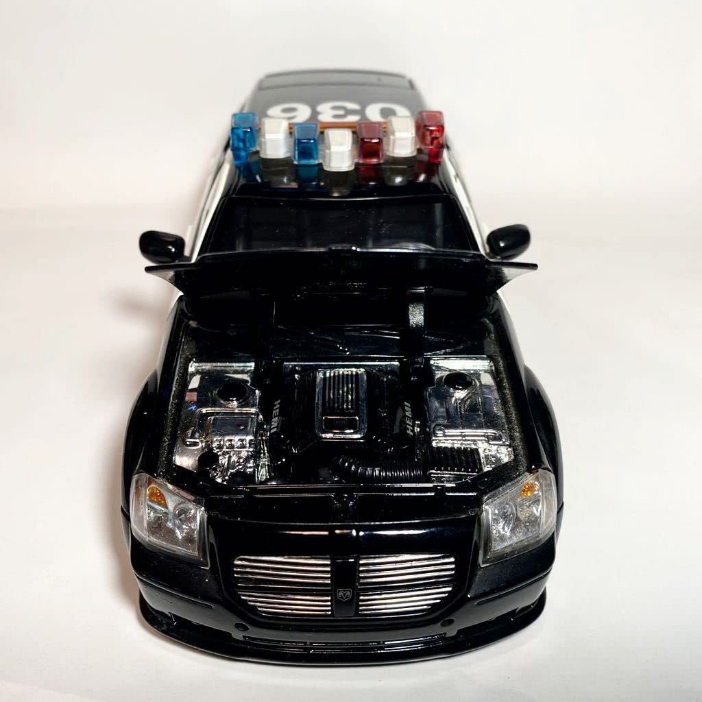 1/24 jada ダッジ マグナム R/T ミニカー　ブラック 2006 Dodge Magnum R/T Black 1:24 scale | Jada Toys Dub City